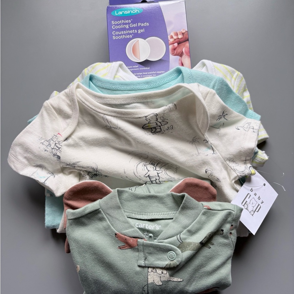 GAP Baby Onesies & Carter’s Sleeper Bundle | 3-6m